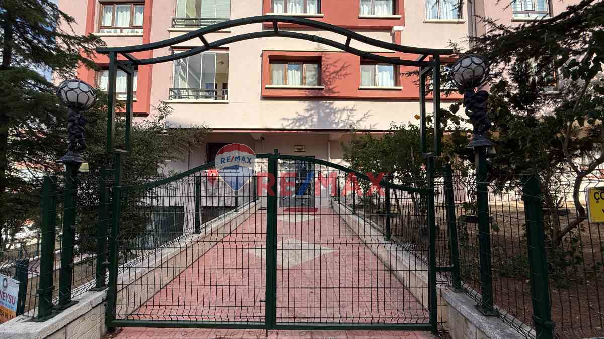 ÇANKAYA KIRKKONAKLAR'DA 165M² SATILIK 4+1 DAİRE