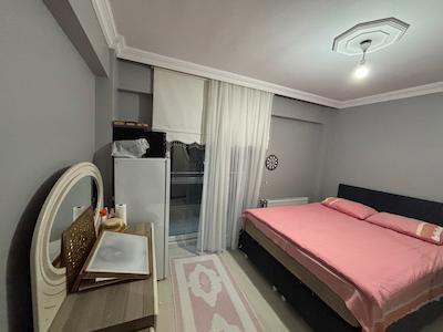KARTEPE ATAEVLER’DE 2 + 1 DAİRE
