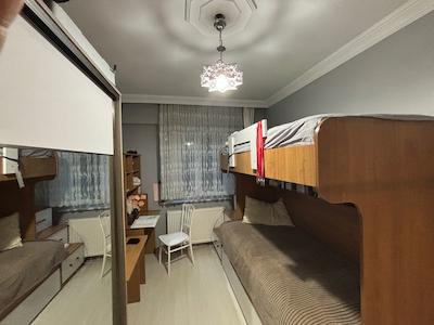 KARTEPE ATAEVLER’DE 2 + 1 DAİRE