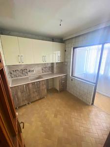 REMAX BEYAZ SELİMİYE MAHALLESİNDE 3+1 KİRALIK DAİRE – ALTIPARMAK’A YÜRÜME MESAFESİNDE