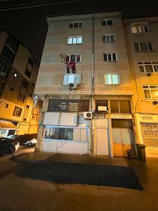 REMAX BEYAZ SELİMİYE MAHALLESİNDE 3+1 KİRALIK DAİRE – ALTIPARMAK’A YÜRÜME MESAFESİNDE