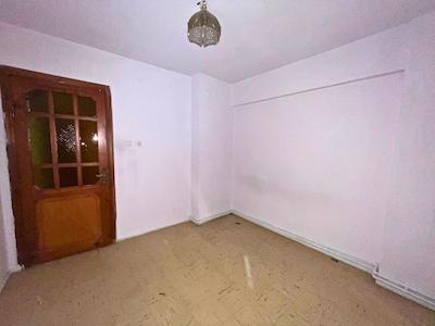 REMAX BEYAZ SELİMİYE MAHALLESİNDE 3+1 KİRALIK DAİRE – ALTIPARMAK’A YÜRÜME MESAFESİNDE