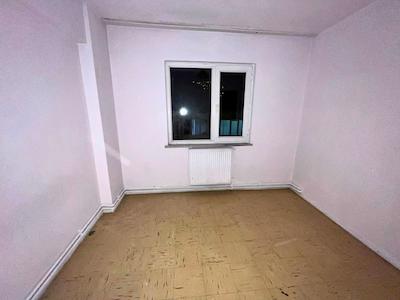 REMAX BEYAZ SELİMİYE MAHALLESİNDE 3+1 KİRALIK DAİRE – ALTIPARMAK’A YÜRÜME MESAFESİNDE