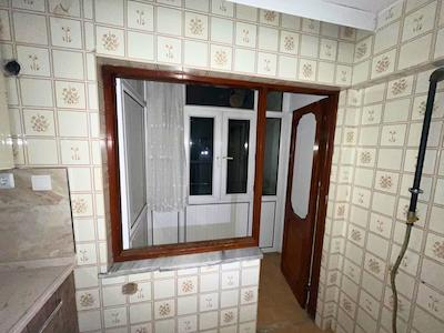 REMAX BEYAZ SELİMİYE MAHALLESİNDE 3+1 KİRALIK DAİRE – ALTIPARMAK’A YÜRÜME MESAFESİNDE