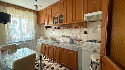 İSTİKLAL MAHALLLESİNDE 2.,5+1 KİRALIK DAİRE 