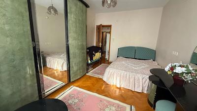 İSTİKLAL MAHALLLESİNDE 2.,5+1 KİRALIK DAİRE 