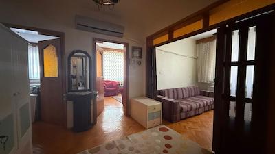 İSTİKLAL MAHALLLESİNDE 2.,5+1 KİRALIK DAİRE 