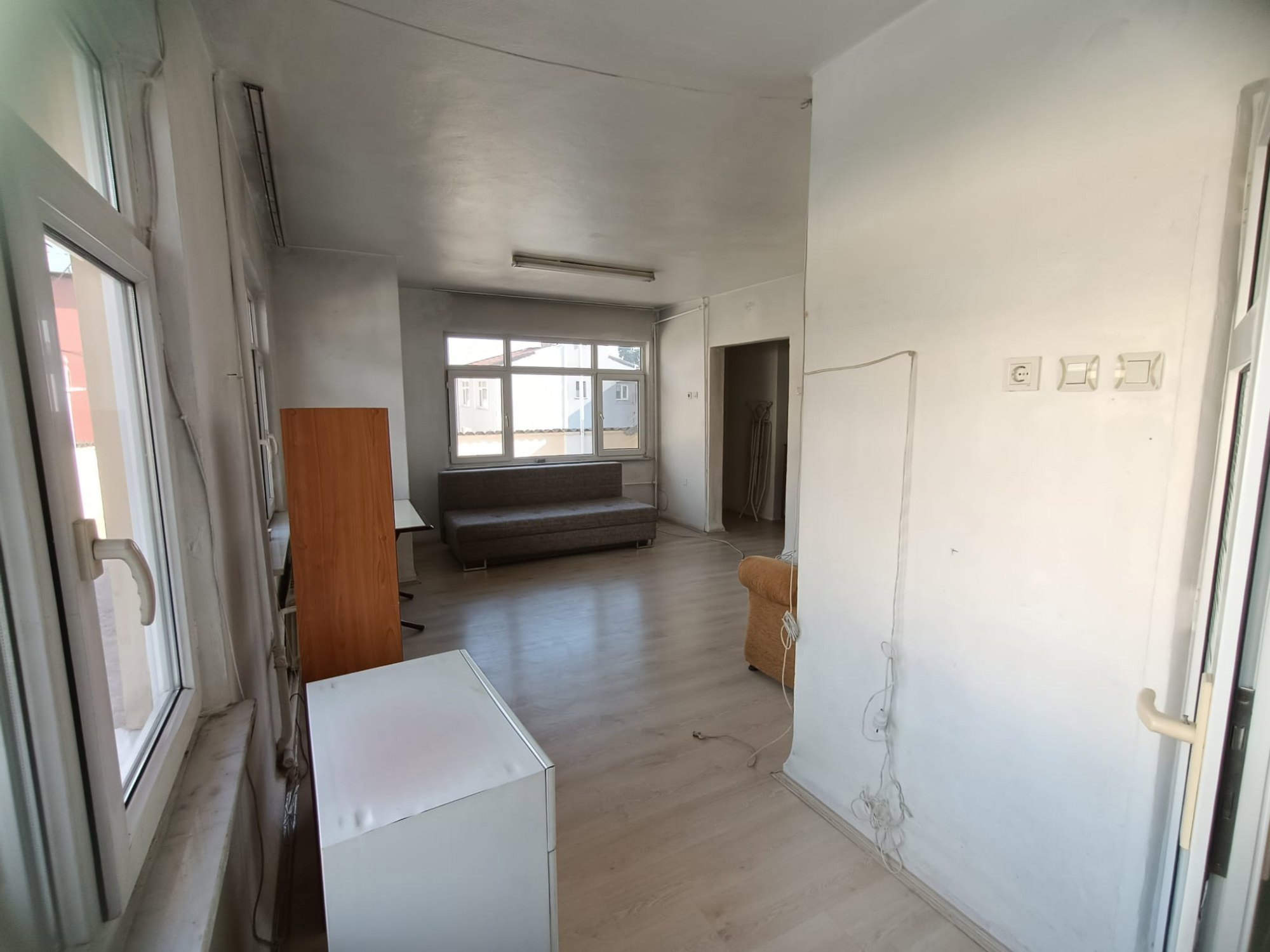 REMAX ÇARŞI'DAN CUMHURIYET PARKI YANI KIRALIK DAIRE