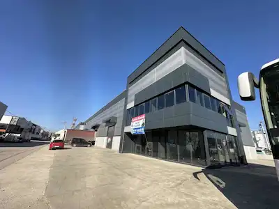 REMAX DREAM KARADENİZLİLER MH MERKEZİ KONUM SATILIK DEPO ANTREPO