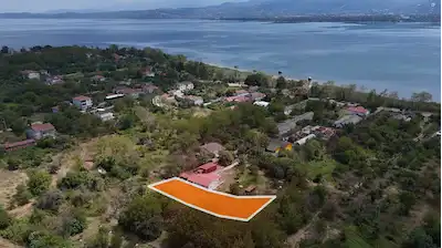 EŞME'DE GÖLE 200 M. %5 IMARLI ARSA
