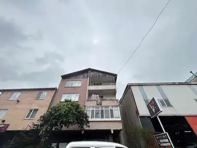 SANAYI VEZIRÇIFTLIĞI SATILIK KOMPLE BINA