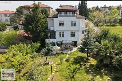REMAX YALOVA AKKÖYDE DENİZ MANZARALI TRİPLEKS MÜSTAKİL VİLLA