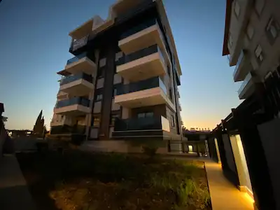 MERKEZDE GENİŞ VE KONFORLU YAŞAM | SIFIR 2+1 KİRALIK