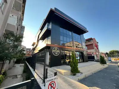 REMAX ÇAKRA' DAN GÖLCÜK MERKEZ MAHALLESINDE SATILIK İŞYERI