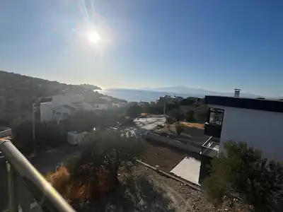 ALİAĞA AŞAĞIŞAKRAN’DA 4+2, 270 M², 4 BANYOLU, DOĞALGAZLI SATILIK VİLLA