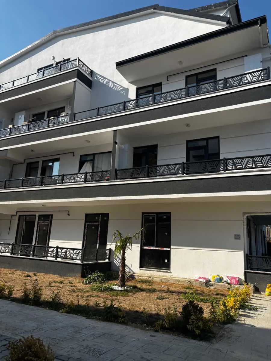 KARTEPE ATAEVLER’DE SIFIR 2+1 KİRALIK DAİRE