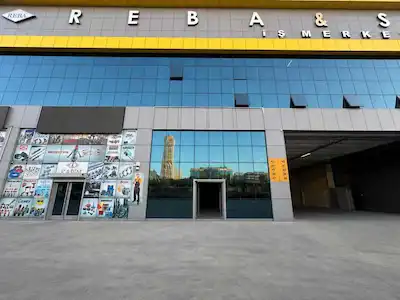 ESENYURT AKÇABURGAZ REBA SOYLU 380 M2 CADDE CEPHE KİRALIK DÜKKAN