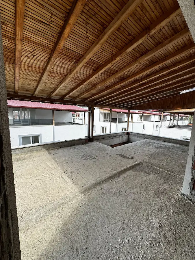 REMAX PARLA'DAN ÇARŞAMBADA SATILIK VILLA