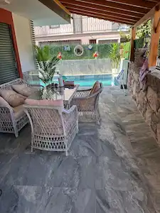 DENİZE 800 METRE MESAFEDE MÜSTAKİL HAVUZLU VİLLA