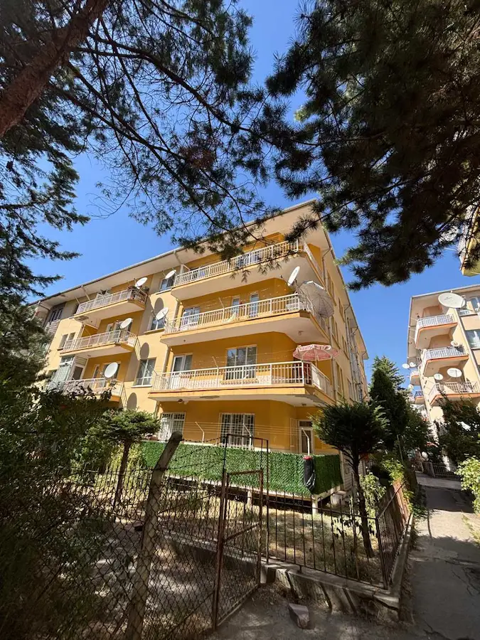 ALTINDAĞ GÜNEŞEVLER MERKEZDE 3+1 KIRALIK DAIRE