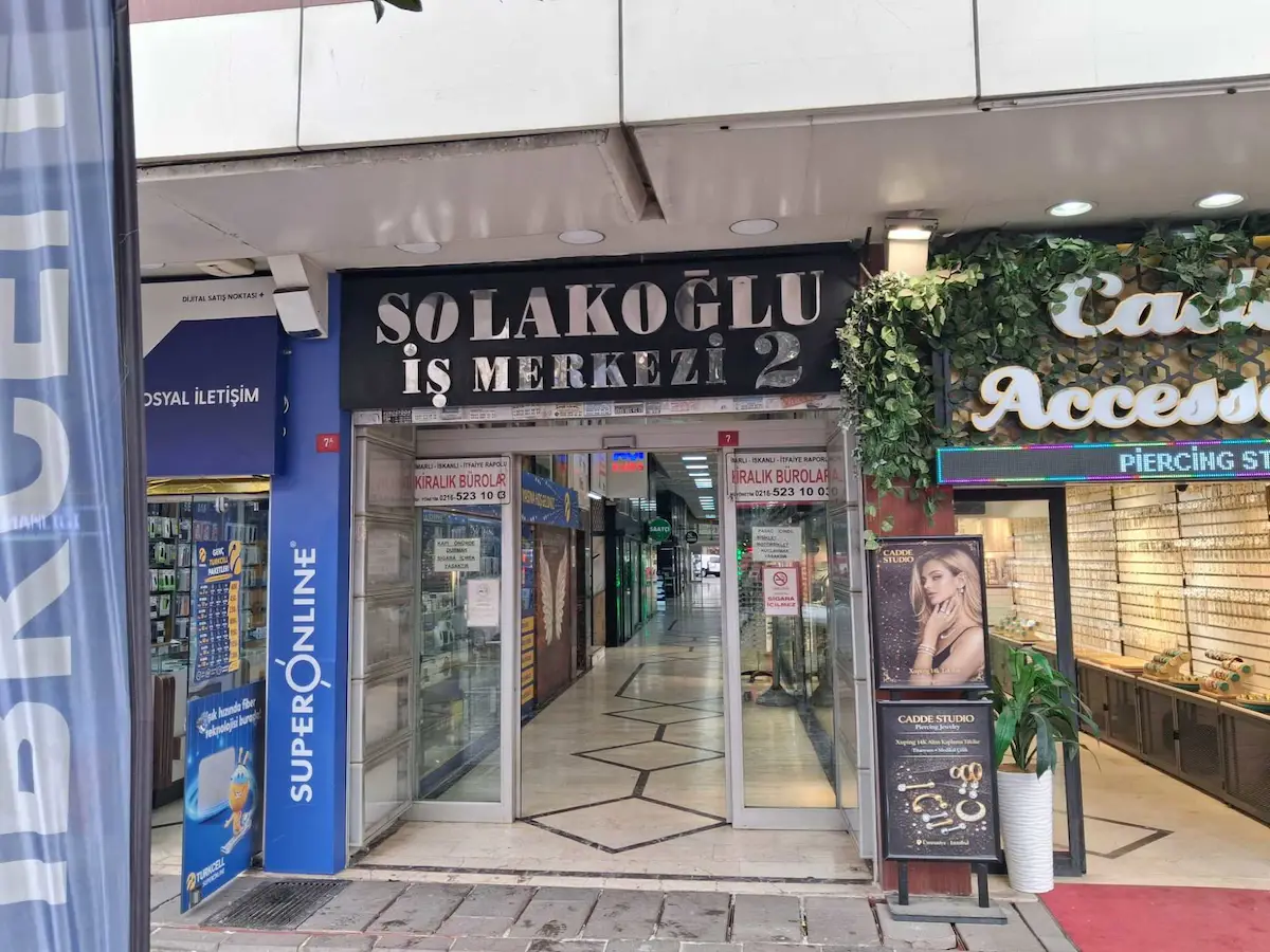 REMAX ANI 'DAN ÜMRANİYE ALEMDAĞ CAD. ÜZERİNDE SATILIK İŞ MERKEZİ