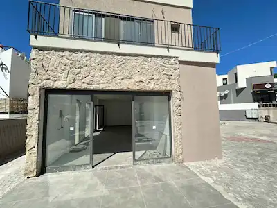 BODRUM KONACIK ANA CADDE CEPHELİ 'SIFIR YAPI' 2 KATLI DÜKKAN