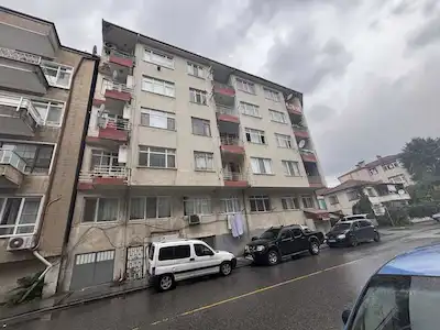 SAKARYA ADAPAZARI MERKEZDE 2+1 KİRALIK DAİRE REMAX HÜR TAHSİN ÇETİNKAYA'DAN