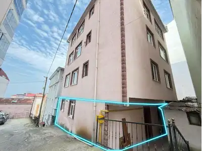 RE/MAX’TEN GEMİLERÇEKEĞİ’NDE SATILIK 2+1 DAİRE | ZÜLFİKAR SOKAK