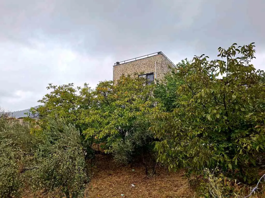 ASSOS SAZLI KÖYÜ’NDE DENİZ MANZARALI, YENİ YAPILMIŞ MÜSTAKİL EV