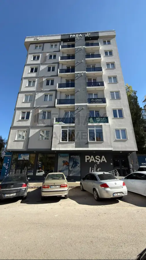 RE/MAX LACİVERT'TEN PAŞALİFE'DA KİRALIK 1+1 OFİS