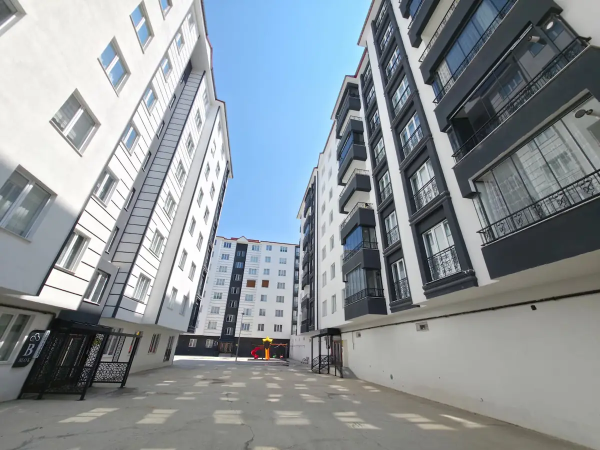 REMAX İLKE'DEN YILDIZKENT'TE 3+1 KİRALIK DAİRE
