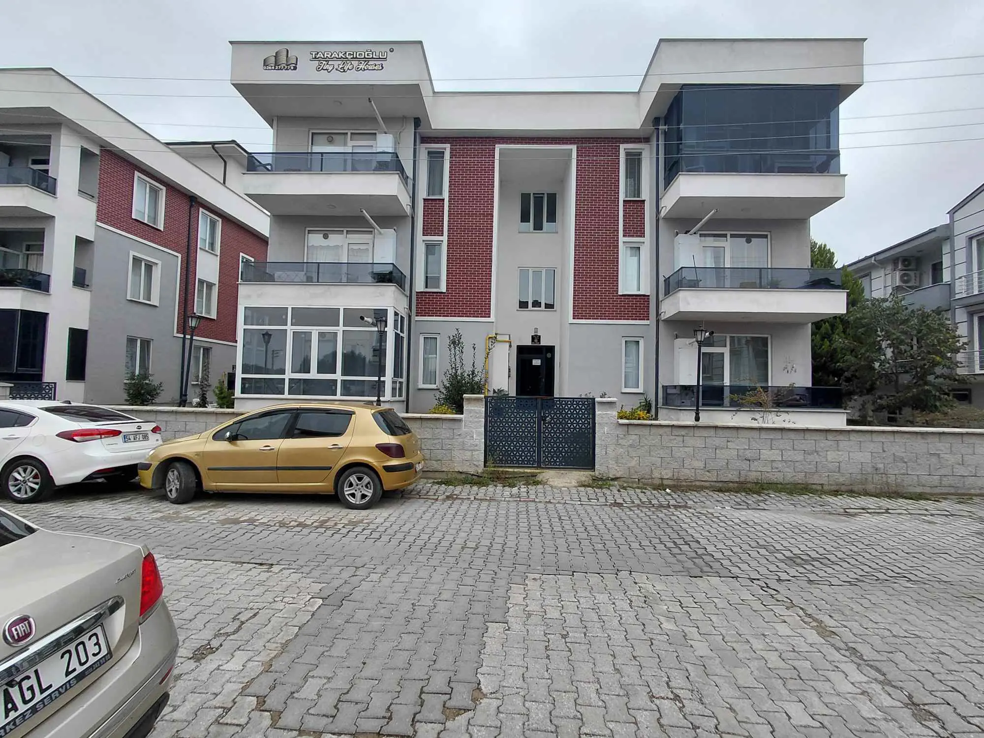 TEPEKUM MAH.’DE 2+1 KİRALIK DAİRE - BAHADIR EKER'DEN