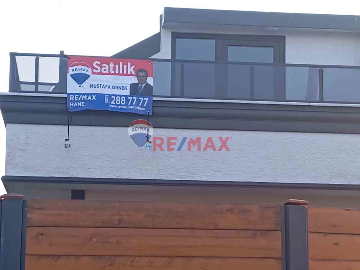 MIMAROBADA PRESTIJLI 200 M2 - 3 KATLI KONFORLU LÜKS VILLA