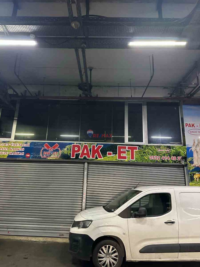 REMAX'DAN MEGA CENTER DA SATILIK BÜYÜK DÜKKAN