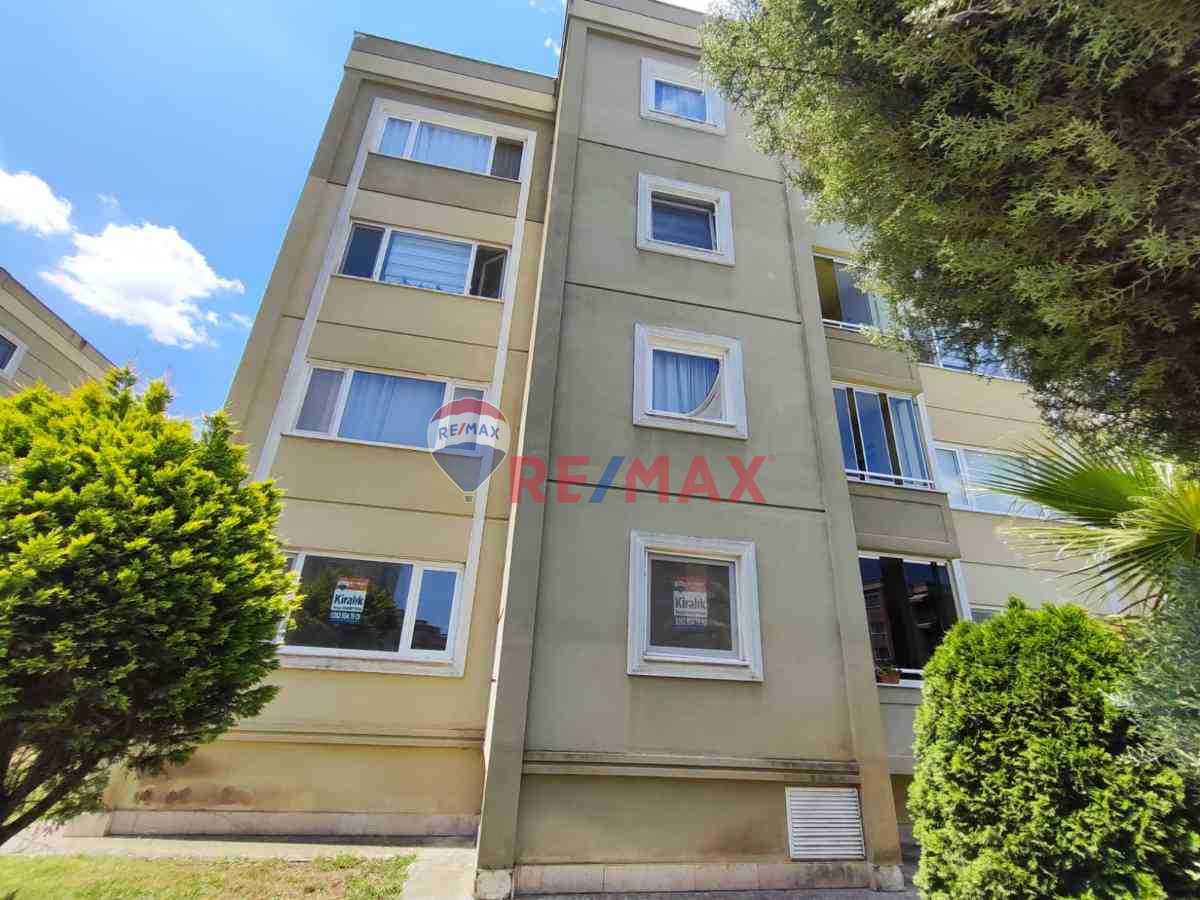 REMAX PALASTAN İZMİT 832.ADA ALİKAHYA KAVANIUM EVLER 1+1 KİRALIK