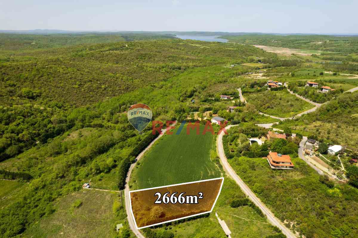 HAVALIMANI YAKINI, DURUSUPARK GÜVENLIKLI SITE İÇINDE YATIRIMLIK 2.666 M² ARSA FIRSATI!