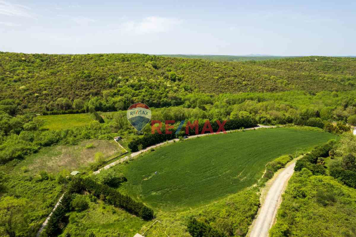 HAVALIMANI YAKINI, DURUSUPARK GÜVENLIKLI SITE İÇINDE YATIRIMLIK 2.666 M² ARSA FIRSATI!