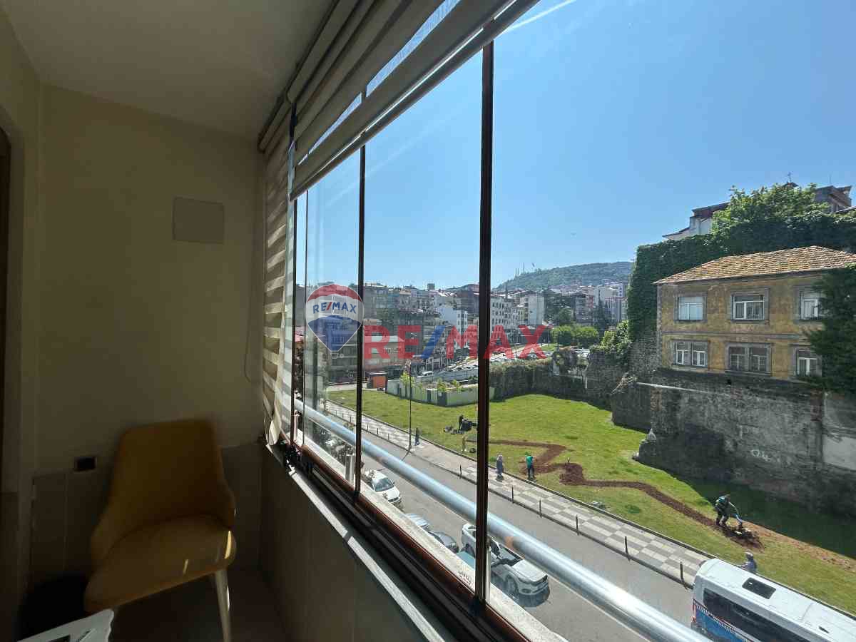 PAZARKAPI'DA 2+1 EŞYALI KİRALIK DAİRE