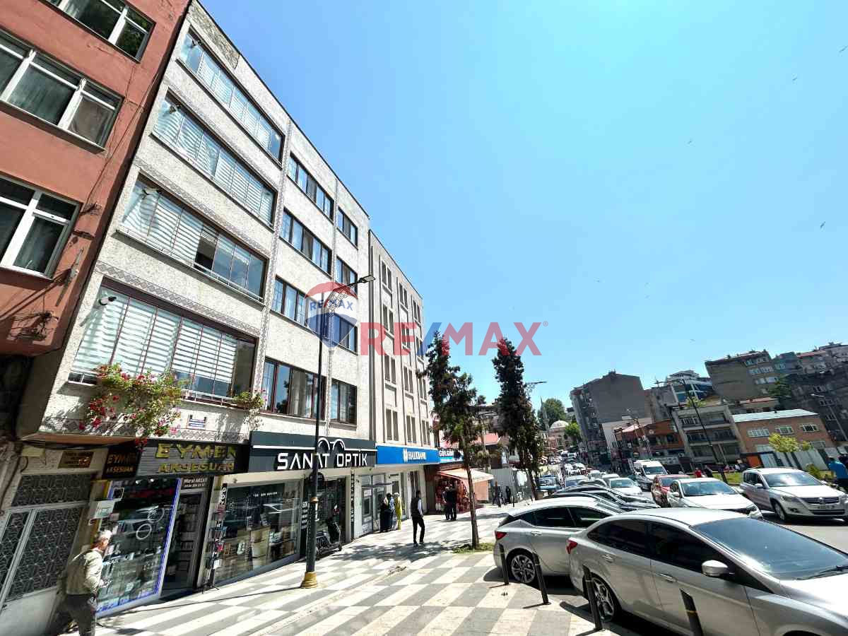 PAZARKAPI'DA 2+1 EŞYALI KİRALIK DAİRE