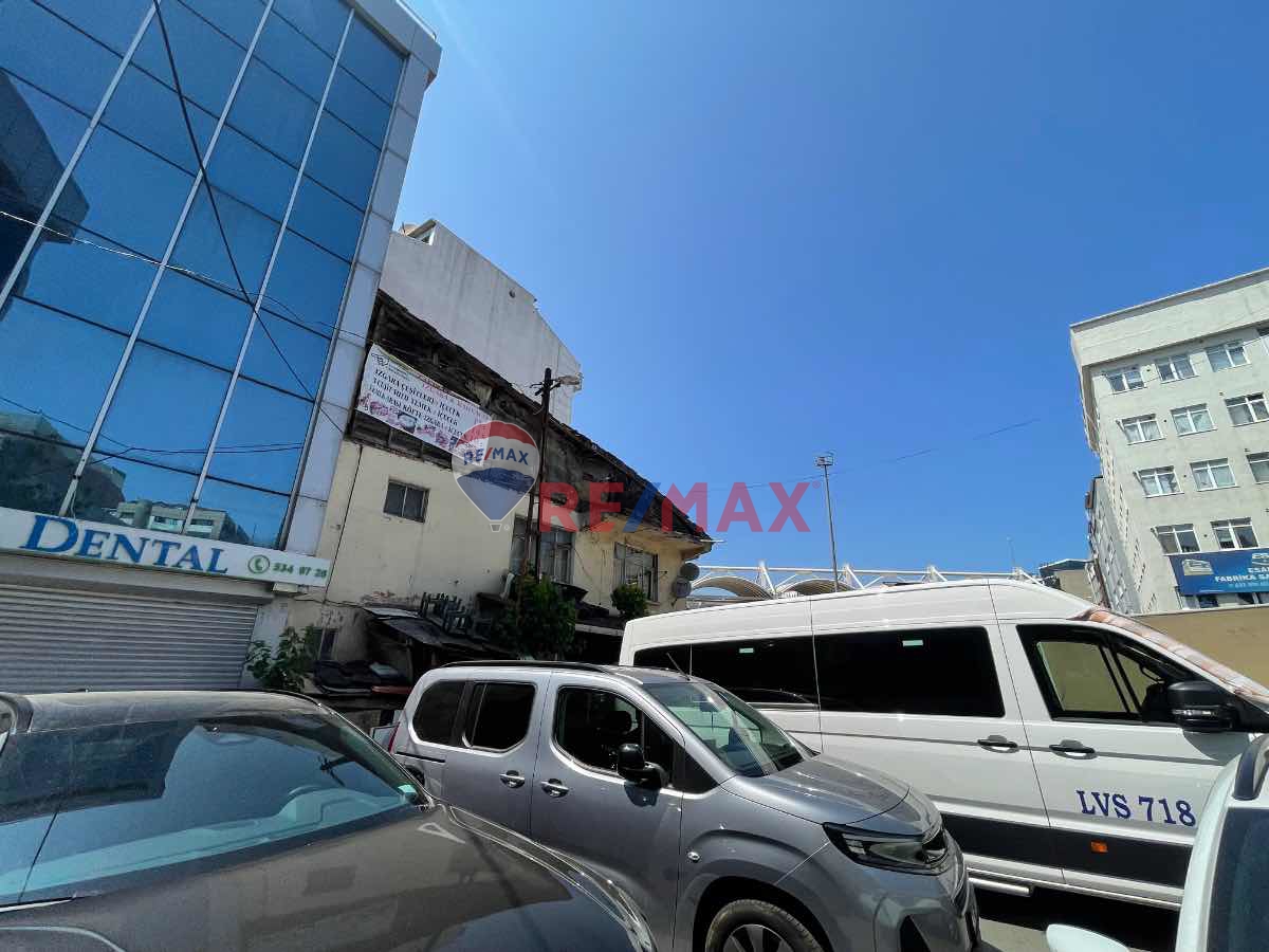 REMAX PRO TUĞBA'DAN SANAYI MAHALLESINDE 3 KATLI KIRALIK İŞ YERI