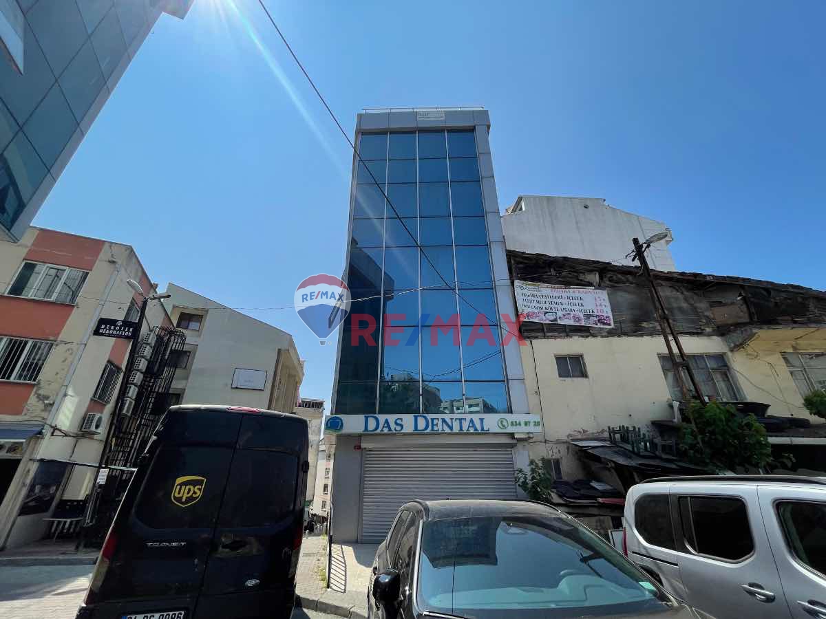 REMAX PRO TUĞBA'DAN SANAYI MAHALLESINDE 3 KATLI KIRALIK İŞ YERI