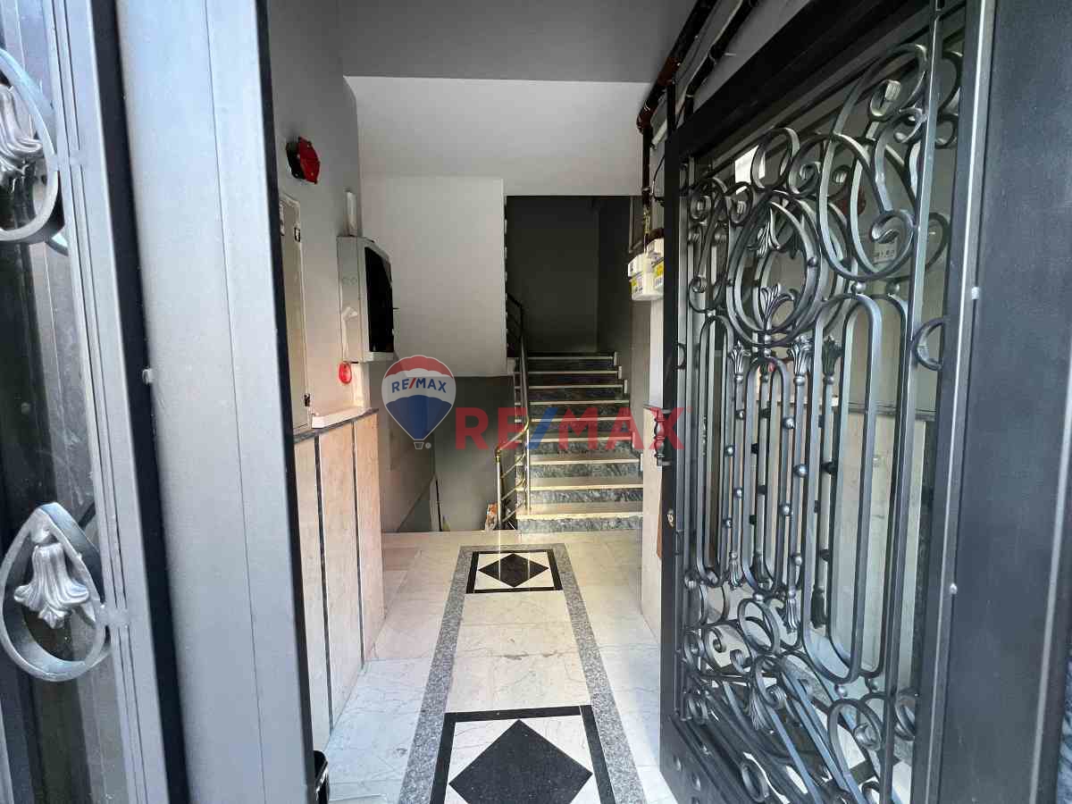 SARIGAZİ ATATÜRK MH. 4+1 OTOPARKLI SATILIK ÇATI DUBLEKS DAİRE TUĞBA ÖZAKBULUT