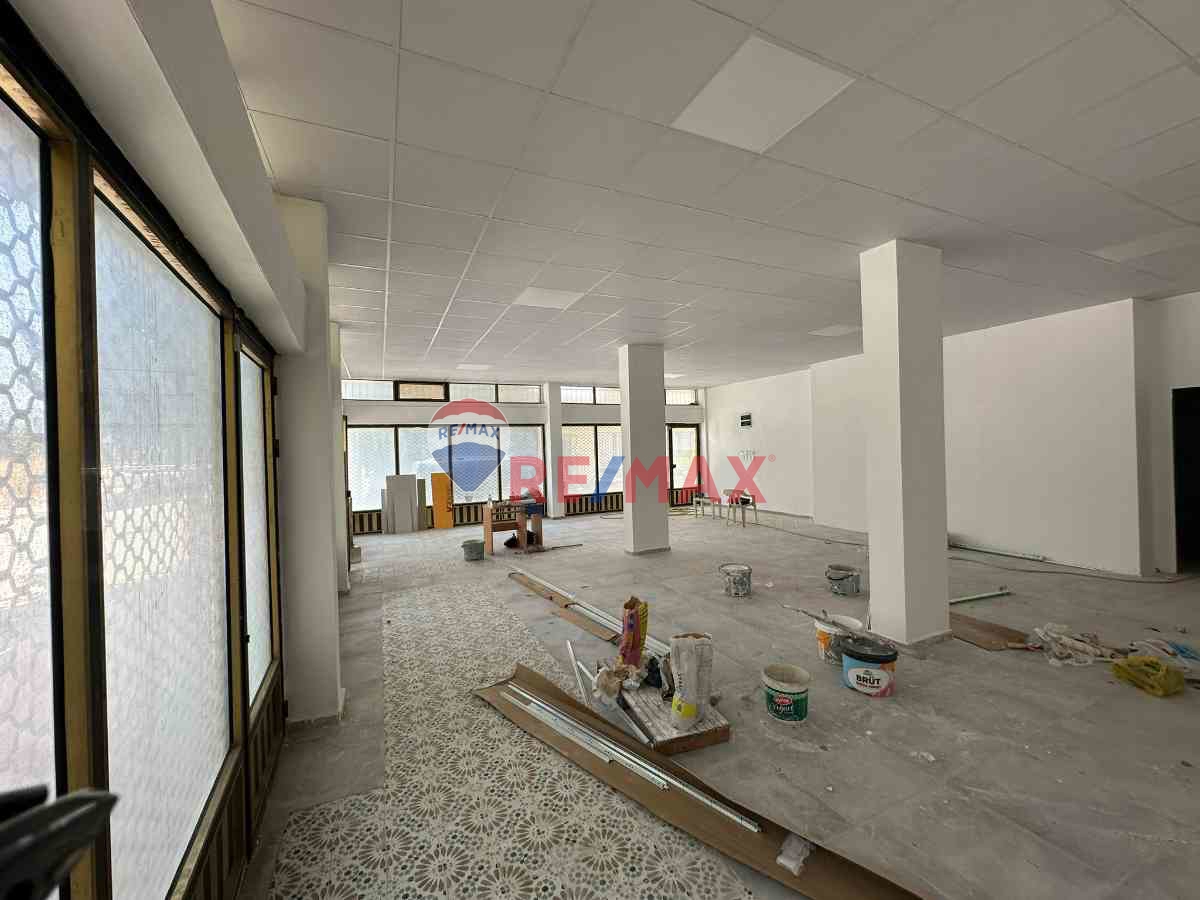 REMAX ARMA'DAN BUCA ÇAMLIPINAR MAHALLESINDE GENIŞ DÜKKAN