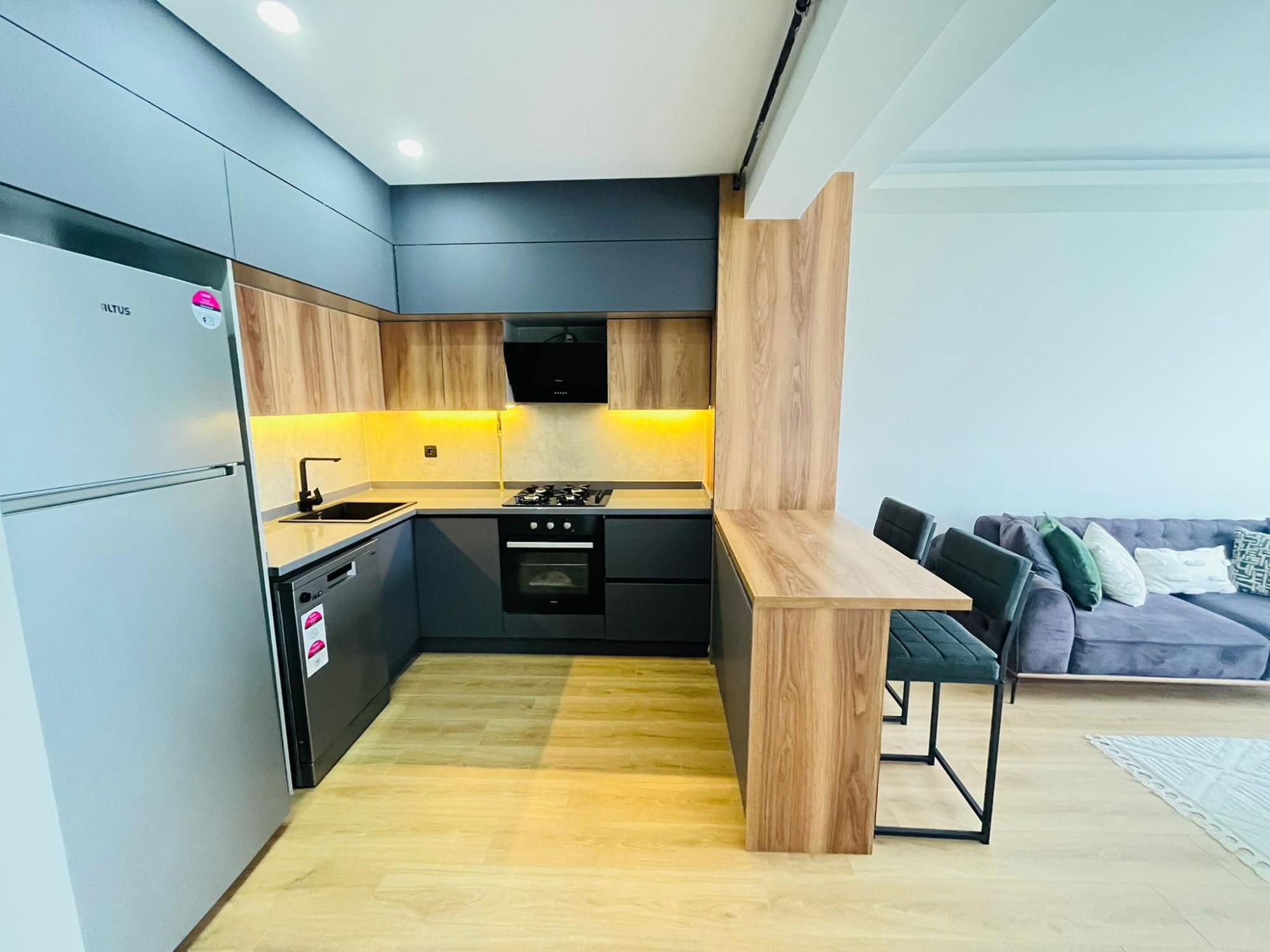 CUMHURİYET MAHALLESİNDE KİRALIK 1+1 DAİRE