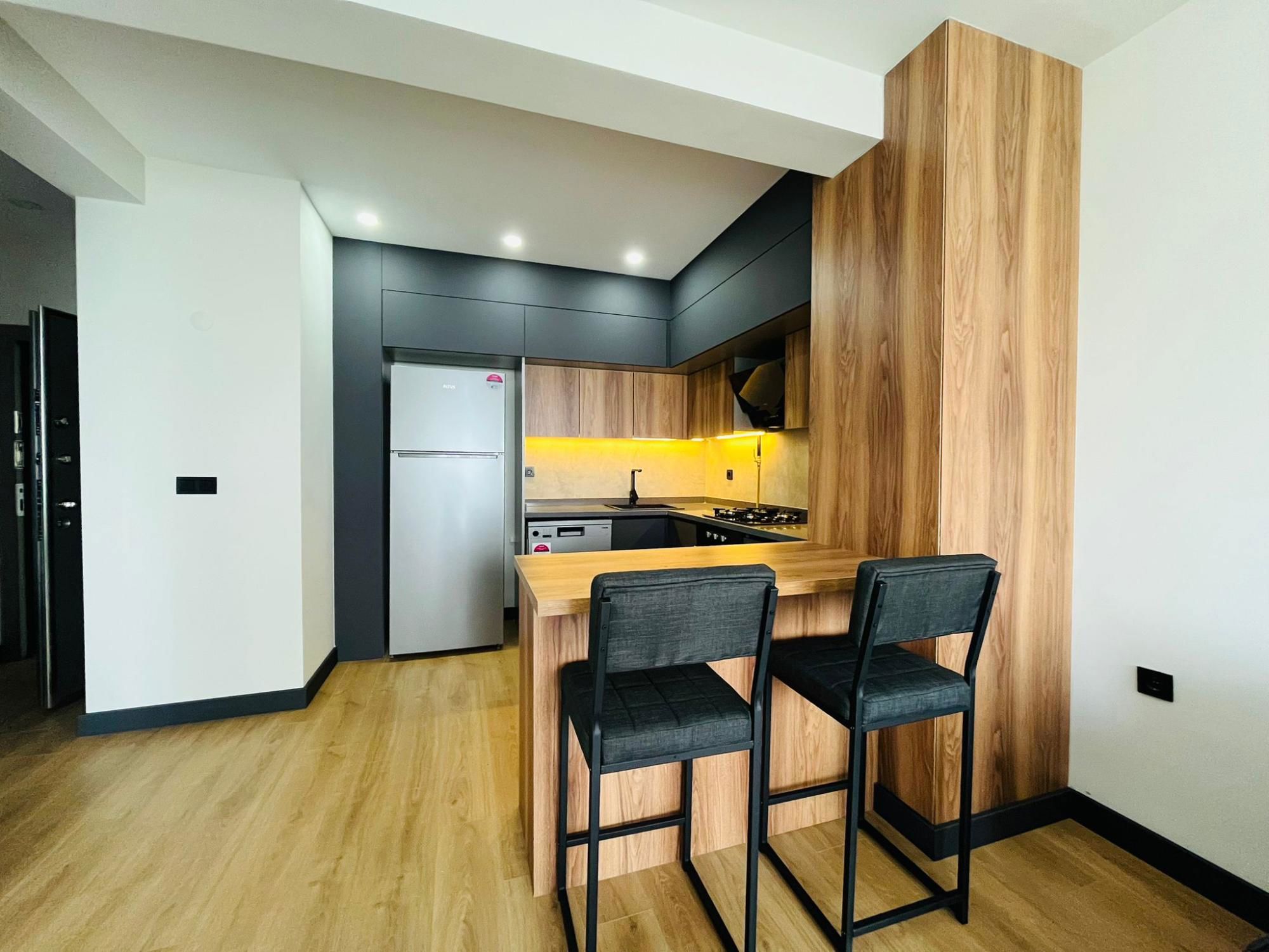 CUMHURİYET MAHALLESİNDE KİRALIK 1+1 DAİRE