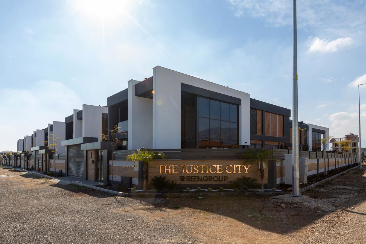 ANTALYA DÖŞEMEALTI MÜSTAKİL HAVUZLU İSKANLI LÜKS VİLLA