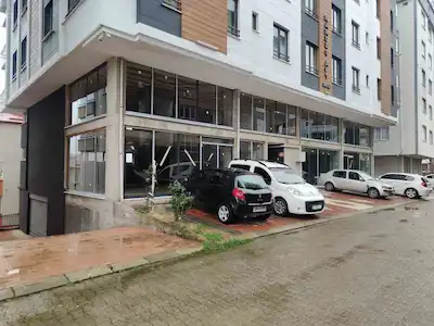 BAHÇELIEVLER MAHALLESI’NDE 325 M² KURUMSAL MARKETLERE UYGUN KIRALIK TICARI ALAN