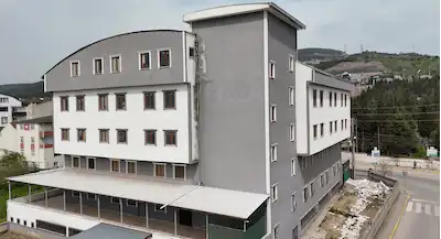 KOCAELİ KÖRFEZ'DE 6200 M2 KOMPLE SATILIK TICARI BINA