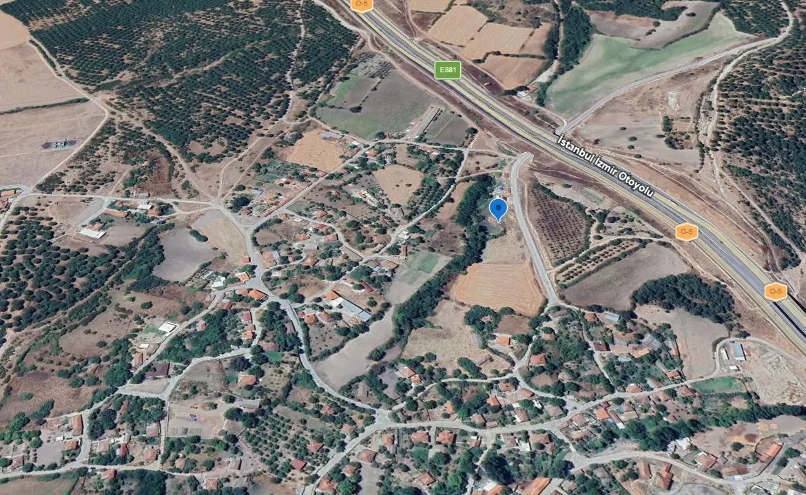 BALIKESİR SUSURLUK 'TA YOL ÜZERİ YAN YANA İMARLI SATILIK 2 ADET MÜSTAKİL ARSA