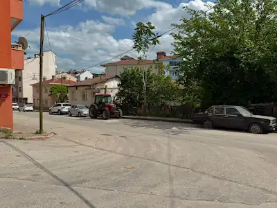 REMAX MİD ÇAN İSTİKLAL MAH KÖŞE PARSEL 3ADET KATKARŞILIĞI ARSA